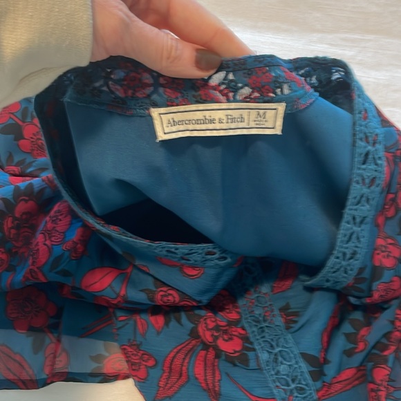 Abercrombie dress - Picture 2 of 8